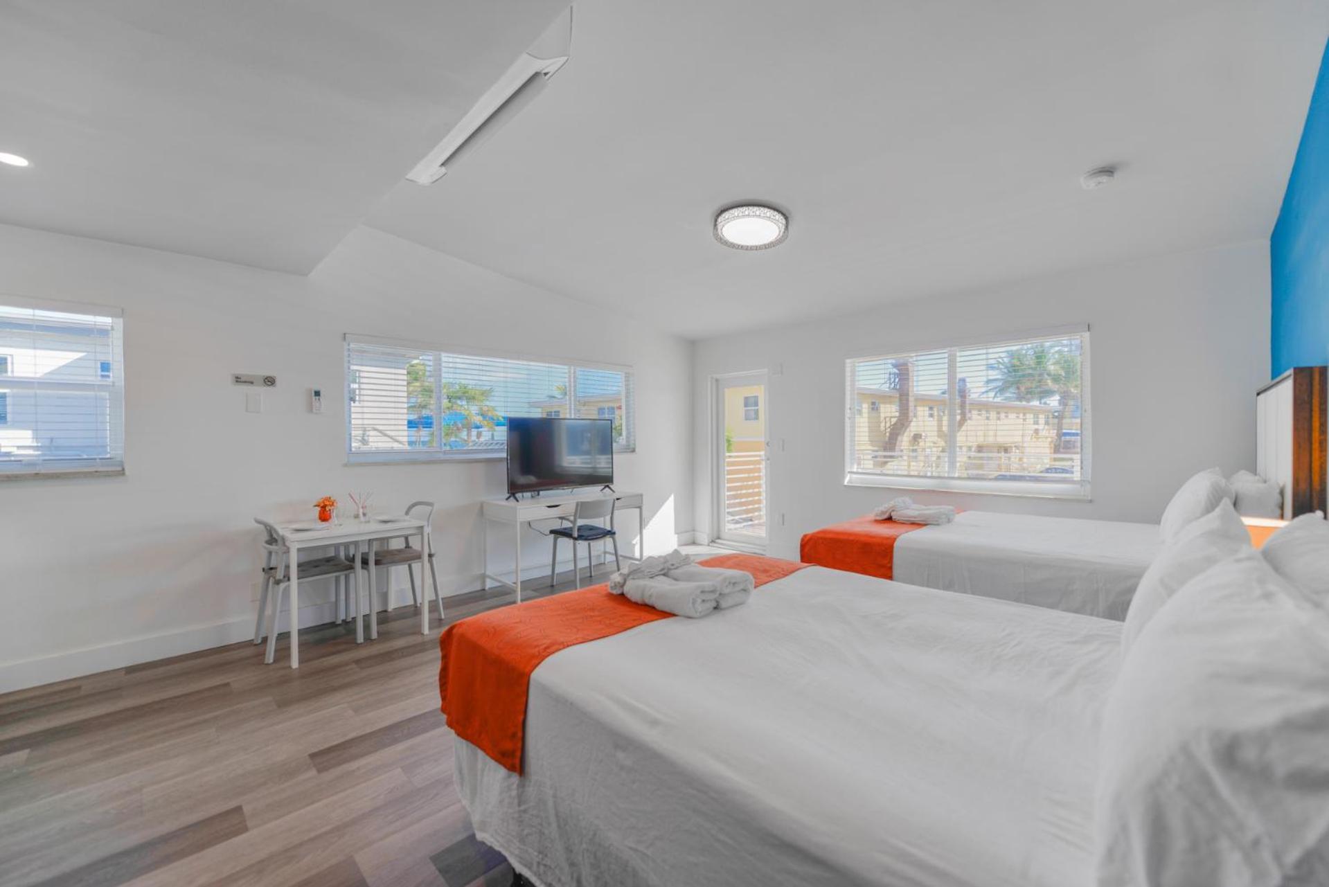 Spacious Studio With Balcony And Parking At The Beach -M46 Hollywood Zewnętrze zdjęcie